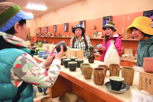 上野焼　春の陶器まつり