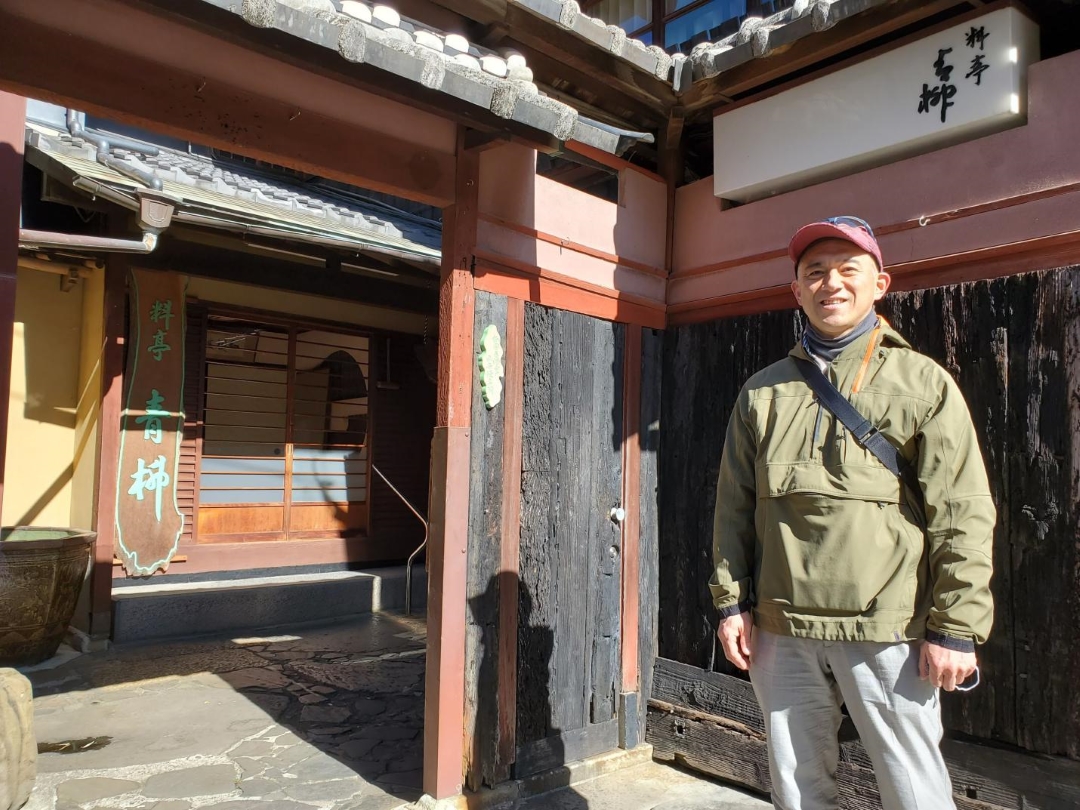 町歩きの達人 山口広助さんと日本三大花街の一つだった長崎 丸山をぶらぶら散策 九州への旅行や観光情報は九州旅ネット