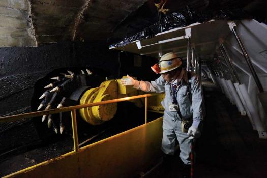 九州最後の炭鉱の島「池島」で坑内炭鉱体験！